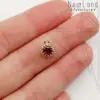 Подвески круглые с КРАСНЫМИ фианитами 7 мм (золото)